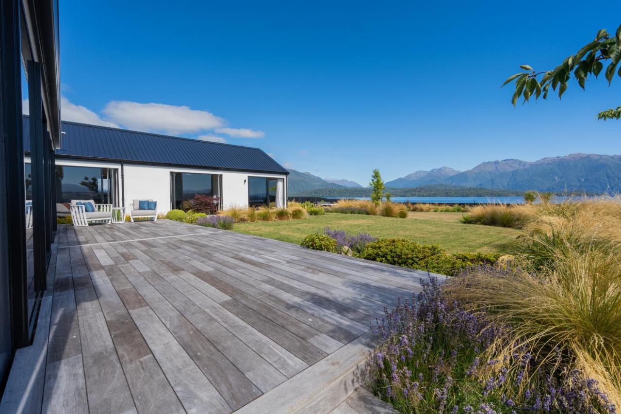 Lake House - Te Anau Holiday Home Esterno foto