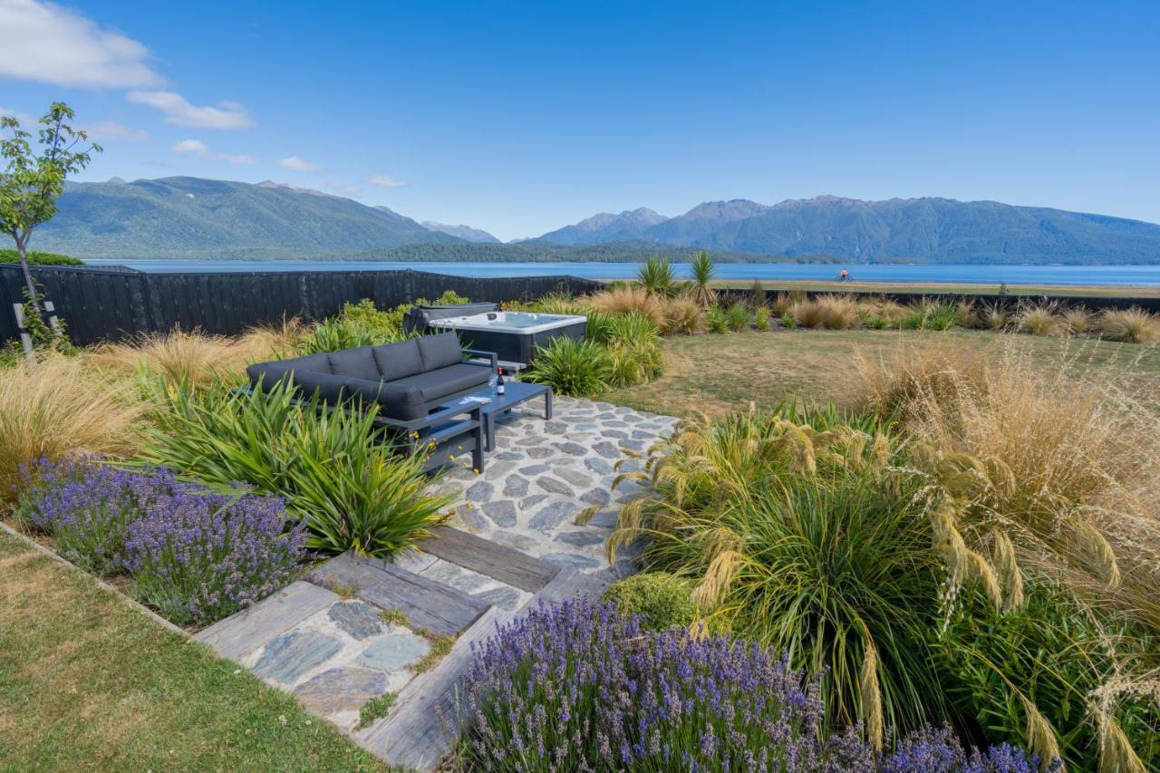 Lake House - Te Anau Holiday Home Esterno foto